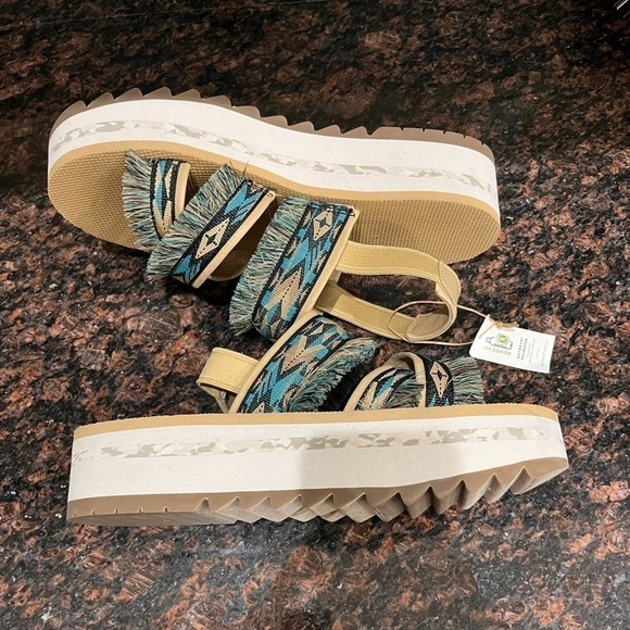 Teva Flatform Ceres Sandals Sz. 10​​​​​​​​​​​​ - Picture 5 of 7